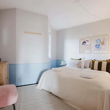 Appartamento Upscale 3br In Center