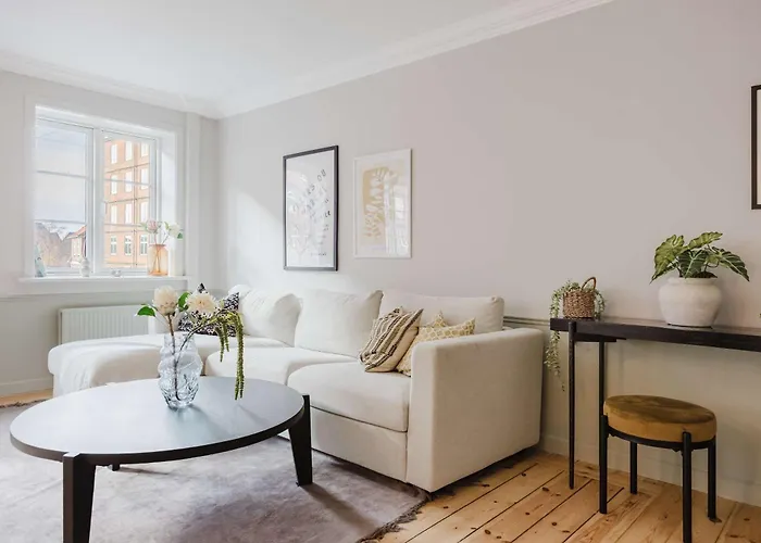 Apartamento Upscale 3br In Center